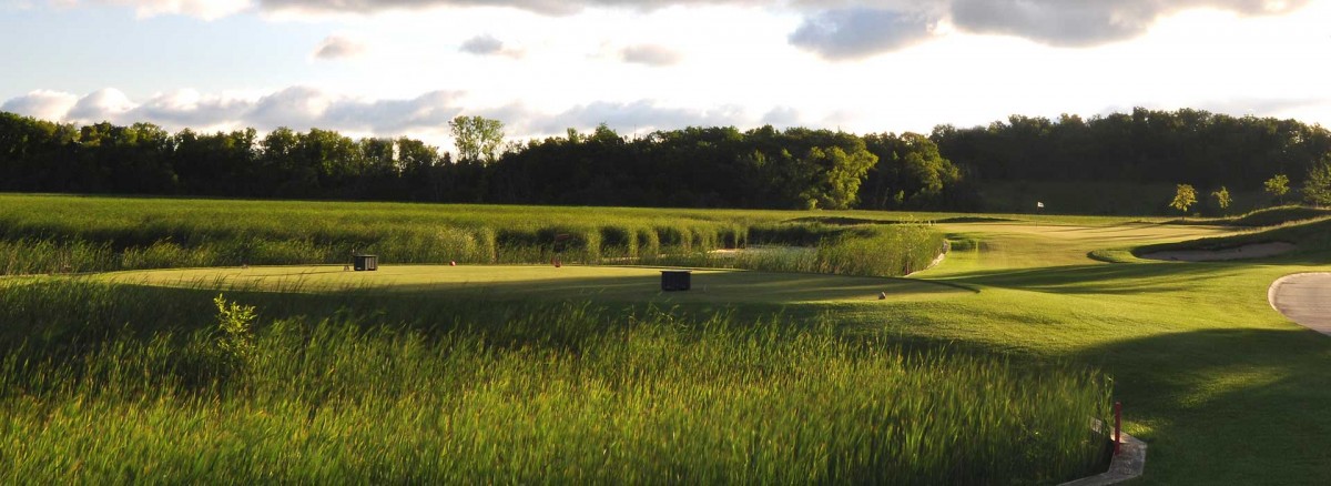 header_hole17